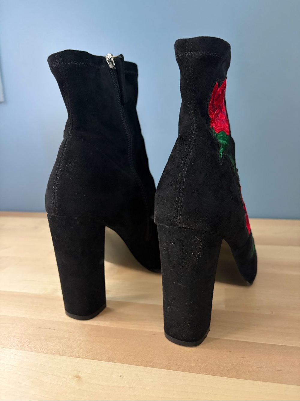 Steve Madden Rose Embroidered Black Heeled Boots - Picture 4 of 7